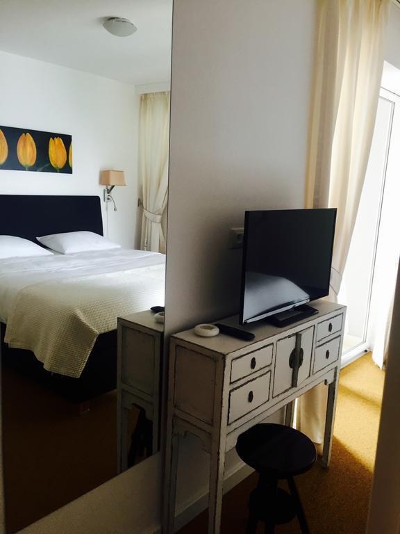 Apartments Villa Manda Novi Vinodolski Esterno foto
